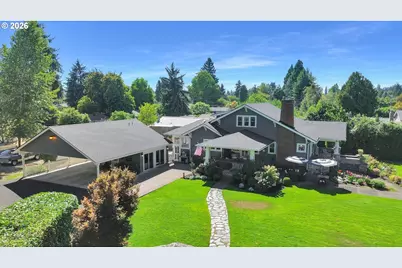 850 E Beacon Dr, Eugene, OR 97404 - Photo 42