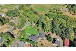 850 E Beacon Dr, Eugene, OR 97404 - Photo 48