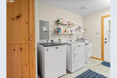 22905 NE Canyon Rd, Battle Ground, WA 98604 - Photo 26