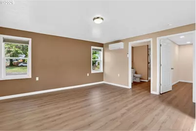 645 Smith Dr, Woodburn, OR 97071 - Photo 22