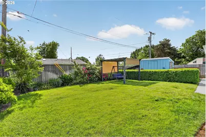 645 Smith Dr, Woodburn, OR 97071 - Photo 36