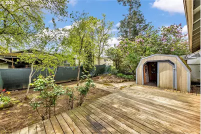 7822 SE Henry St, Portland, OR 97206 - Photo 22