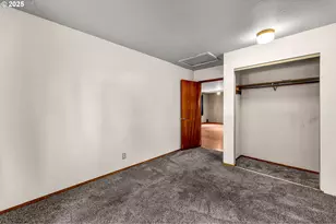 7822 SE Henry St, Portland, OR 97206 - Photo 14