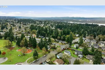 2017 SE Bella Vista Rd, Vancouver, WA 98683 - Photo 36