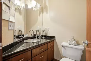 2017 SE Bella Vista Rd, Vancouver, WA 98683 - Photo 16