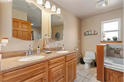 18122 Hulden Ln, Arlington, OR 97812 - Photo 22