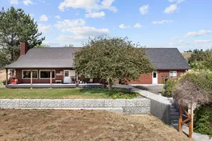 18122 Hulden Ln, Arlington, OR 97812 - Photo 2