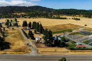 34714 Hwy 58, Eugene, OR 97405 - Photo 2