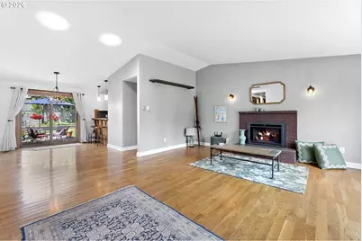 12061 SE Sunnycreek Ln, Clackamas, OR 97015 - Photo 4