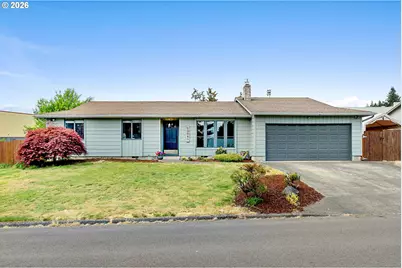 12061 SE Sunnycreek Ln, Clackamas, OR 97015 - Photo 2