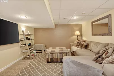 121 W 10th St, The Dalles, OR 97058 - Photo 32