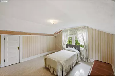 906 C St, Myrtle Point, OR 97458 - Photo 40