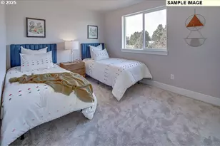 1400 E Canto St, Newberg, OR 97132 - Photo 8