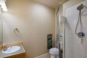 1797 Craigmont Ave, Eugene, OR 97405 - Photo 42