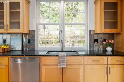 4015 Spring Knoll Dr, Eugene, OR 97405 - Photo 10