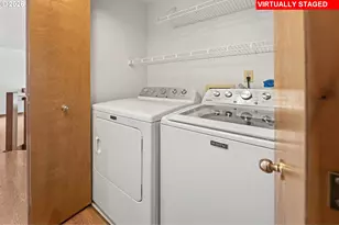 8887 SW 67th Pl, Portland, OR 97223 - Photo 30