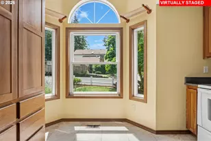 8887 SW 67th Pl, Portland, OR 97223 - Photo 22