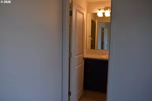 2123 SE 19th St, Gresham, OR 97080 - Photo 34