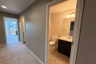 2123 SE 19th St, Gresham, OR 97080 - Photo 20