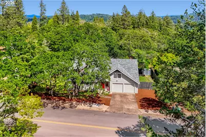 4007 Brae Burn Dr, Eugene, OR 97405 - Photo 2