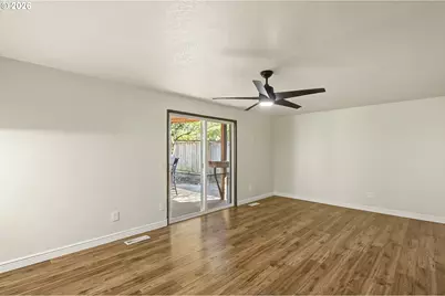 20545 SW Westside St, Beaverton, OR 97078 - Photo 16