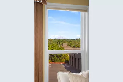 5640 S Riverside Ln #2, Portland, OR 97239 - Photo 14