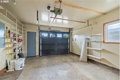 1009/1011 Grove Ave #1009-11, Tillamook, OR 97141 - Photo 38