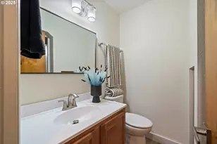 1009/1011 Grove Ave, Tillamook, OR 97141 - Photo 12