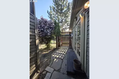 1739 Madison St, Baker City, OR 97814 - Photo 44