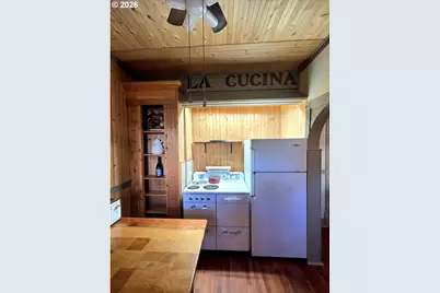 1739 Madison St, Baker City, OR 97814 - Photo 30