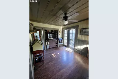 1739 Madison St, Baker City, OR 97814 - Photo 22
