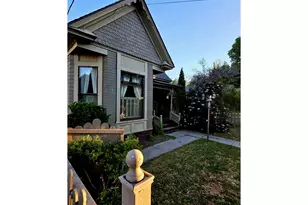 1739 Madison St, Baker City, OR 97814 - Photo 2
