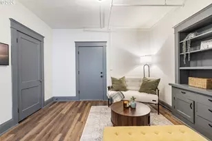 804 SE Cesar E Chavez Blvd, Portland, OR 97214 - Photo 8