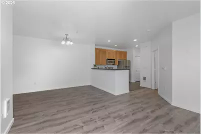 1180 SW 170th Ave #100, Beaverton, OR 97003 - Photo 10