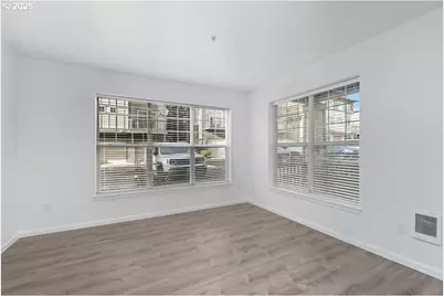 1180 SW 170th Ave #100, Beaverton, OR 97003 - Photo 8