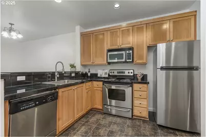 1180 SW 170th Ave #100, Beaverton, OR 97003 - Photo 14