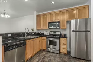 1180 SW 170th Ave, Beaverton, OR 97003 - Photo 14