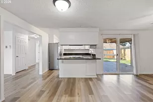 422 S 49th Pl, Springfield, OR 97478 - Photo 10