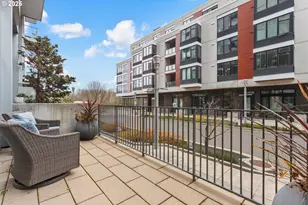 841 S Gaines St, Portland, OR 97239 - Photo 4