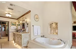 1527 Lake Front Rd, Lake Oswego, OR 97034 - Photo 20