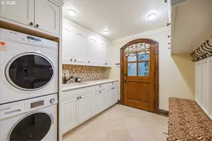 1527 Lake Front Rd, Lake Oswego, OR 97034 - Photo 36