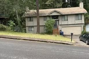 190 Coachman Dr, Eugene, OR 97405 - Photo 2