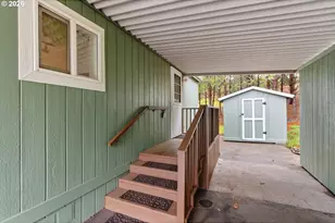 10400 SE Cook Ct, Milwaukie, OR 97222 - Photo 8