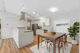 10400 SE Cook Ct, Milwaukie, OR 97222 - Photo 18