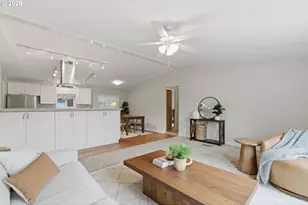 10400 SE Cook Ct, Milwaukie, OR 97222 - Photo 14