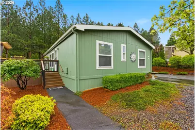 10400 SE Cook Ct #4, Milwaukie, OR 97222 - Photo 1