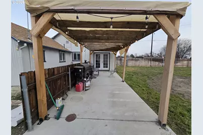 225 NE Eighth St, Irrigon, OR 97844 - Photo 24