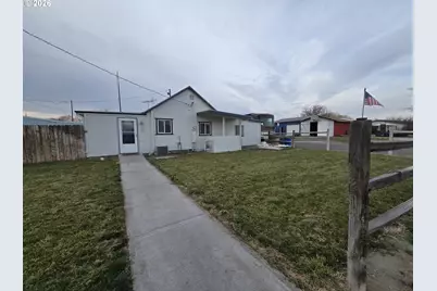 225 NE Eighth St, Irrigon, OR 97844 - Photo 1