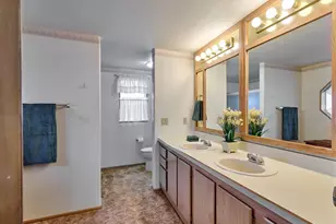 2410 Lancaster Dr SE, Salem, OR 97317 - Photo 18