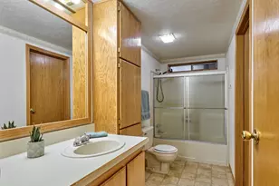 2410 Lancaster Dr SE, Salem, OR 97317 - Photo 22